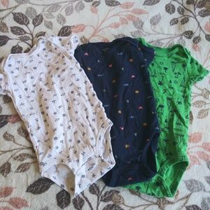 A set of 3 onesies